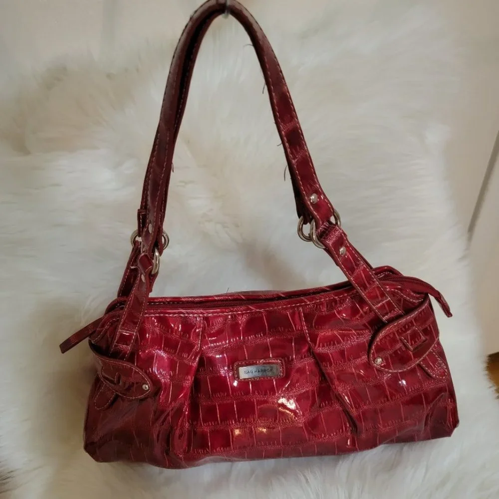Sag Harbor Women's Red Bag, NWT